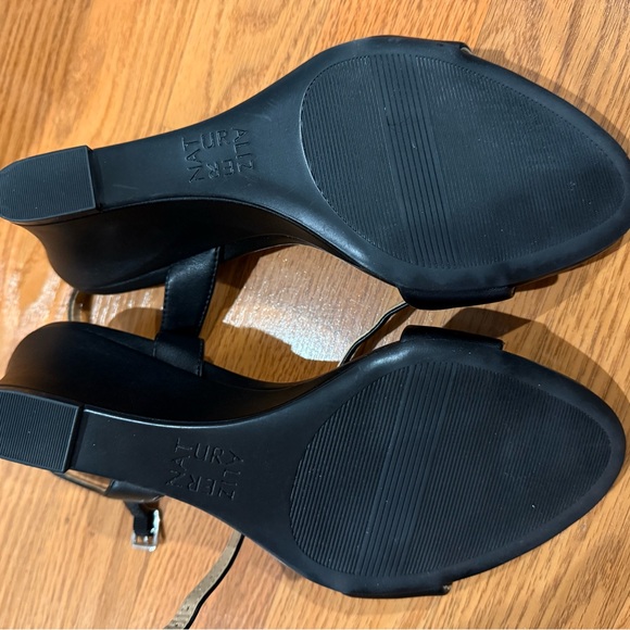 Elegant Black Women's Wedge Sandals - Picture 8 of 13